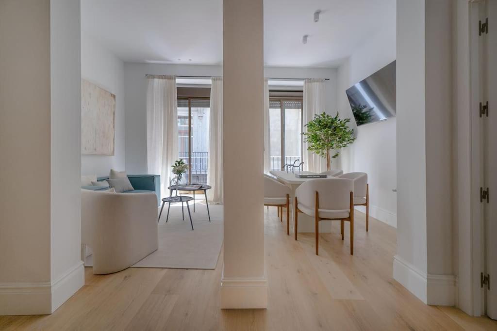 Appartement Elegante Y Tranquilo Apto Entre Sol Y Gran Via